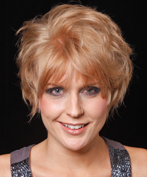 Short Strawberry Blonde Hairstyle With Layered Bangs And Waves