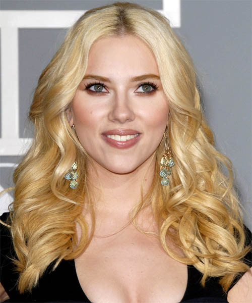Scarlett Johansson Long Wavy     Hairstyle