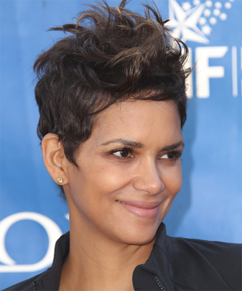 Halle Berry Short Straight   Mocha   Hairstyle - side on view