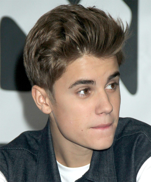 Justin Bieber Short Hairstyle With Height And Texture - side on view