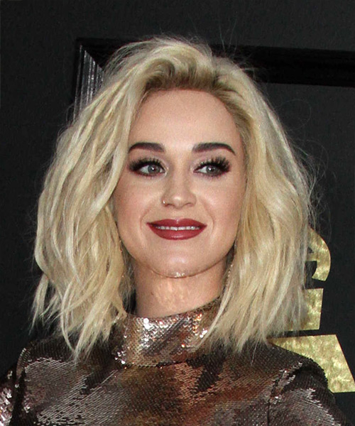 Katy Perry Medium Wavy   Light Blonde Bob  Haircut