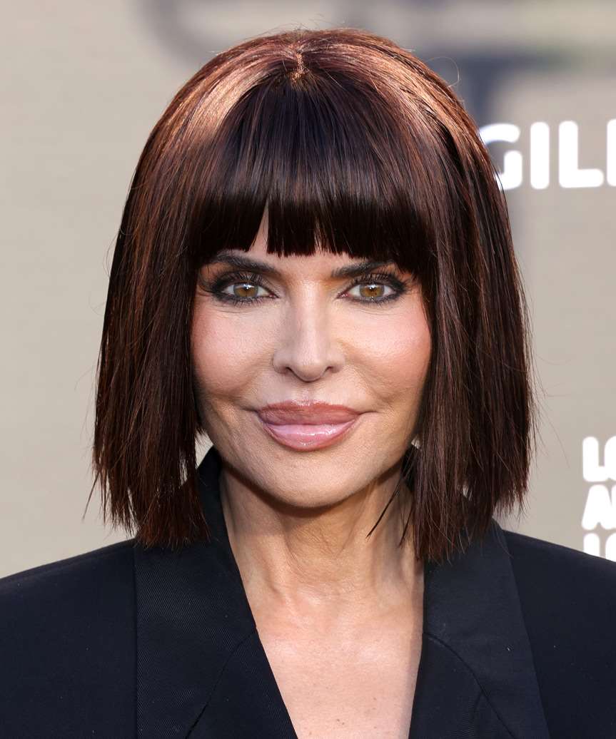 Lisa Rinna Sleek Medium-Length Bob Haircut