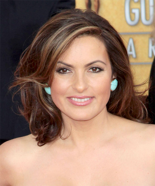 Mariska Hargitay Medium Wavy    Brunette   Hairstyle   with  Blonde Highlights