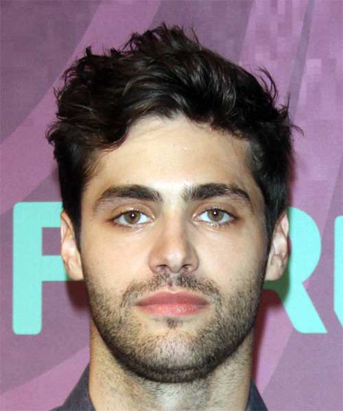 Matthew Daddario Short Wavy    Hairstyle 