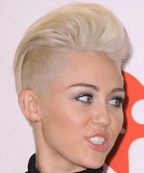 Miley Cyrus Short Light Platinum Blonde Hairstyle - side view