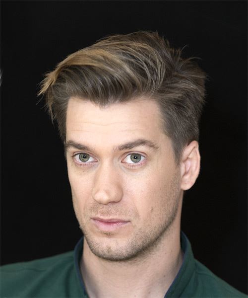 Rafael Casal Short Straight    Hairstyle  - side view